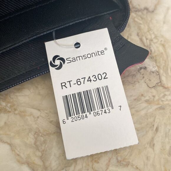 NWT Samsonite Leather Ziparound Wallet - Picture 11 of 11